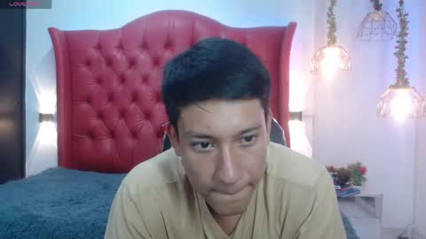 domi online show from 04/22/26, 10:55