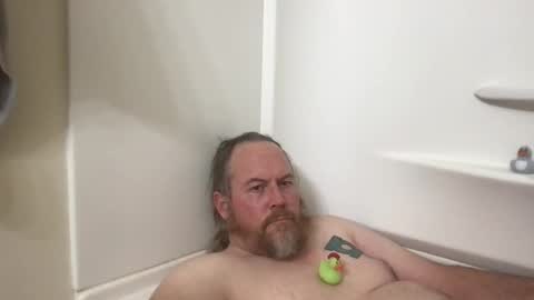 Snapshot of dominantman18064 chatting on 01/26/25, 10:24 Bigbearnbunnyboy online show from 01/26/25, 10:24