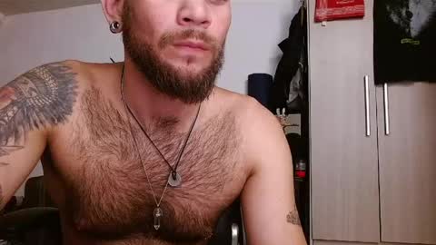 Logan - INDEPENDET MODEL online show from 05/25/26, 07:42