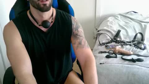 DominatedTitan online show from 10/28/25, 12:09