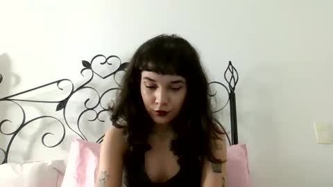 Snapshot of dominatrixkimmy chatting on 10/03/25, 12:07 dominatrixkimmy online show from 10/03/25, 12:07