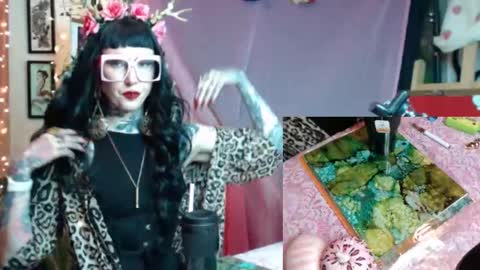 Snapshot of dominatrixmars chatting on 11/01/25, 01:40 Dominatrix Esther Mars online show from 11/01/25, 01:40