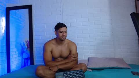 Dominc berry online show from 02/27/25, 12:23