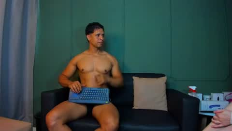 Dominc berry online show from 07/21/26, 12:29