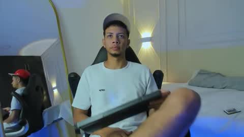 Dominic online show from 02/09/26, 09:19