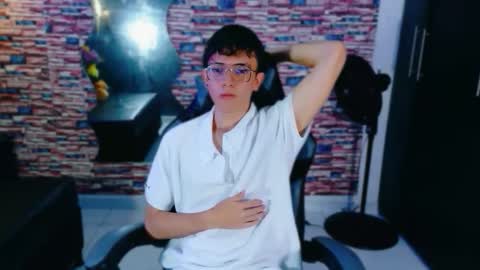 dominic_carminex online show from 10/11/25, 01:09