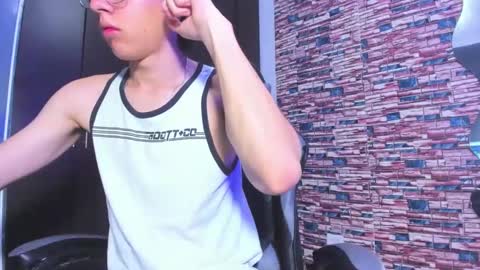 dominic_carminex online show from 10/19/25, 01:56