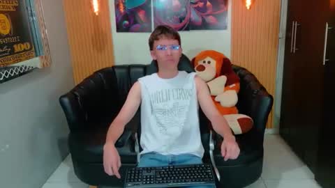 dominic_carminex online show from 10/22/25, 09:47