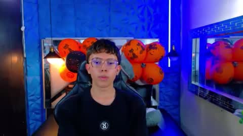 dominic_carminex online show from 10/23/25, 08:18