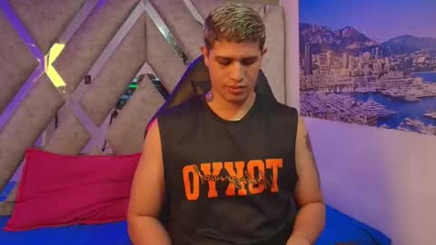 DOMI online show from 04/29/26, 03:54