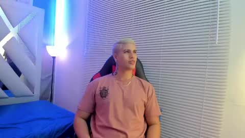 DOMI online show from 05/08/26, 03:45