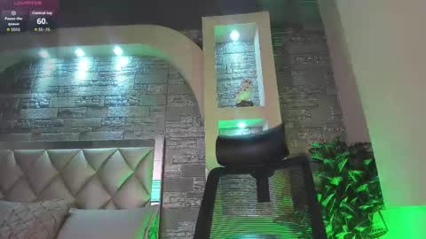 dominic de luca online show from 09/25/25, 03:32