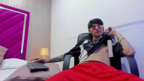 Snapshot of dominic_foox chatting on 02/08/26, 12:58 Dominic foox online show from 02/08/26, 12:58