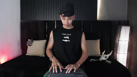 Dominic online show from 10/14/25, 08:31