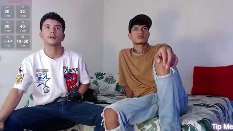 Snapshot of dominic_hanks chatting on 11/30/25, 07:56 DOMINIC AND ANDREW online show from 11/30/25, 07:56