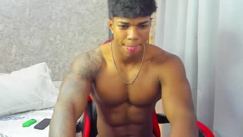 dominic_sg online show from 06/10/26, 05:28