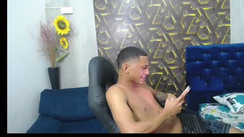 Snapshot of dominic_smith_ chatting on 04/02/26, 02:42 dominic_smith_ online show from 04/02/26, 02:42