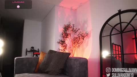 Snapshot of dominic_sullivan1 chatting on 03/18/26, 06:27 Dominic Sullivan online show from 03/18/26, 06:27