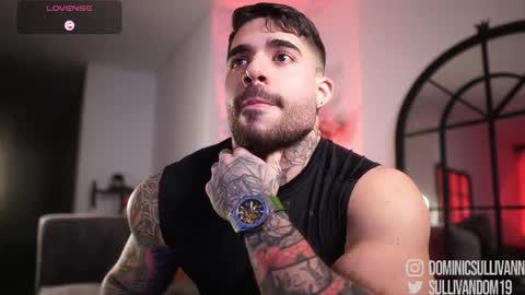 Snapshot of dominic_sullivan1 chatting on 04/01/26, 06:03 Dominic Sullivan online show from 04/01/26, 06:03