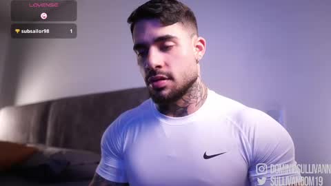 Snapshot of dominic_sullivan1 chatting on 04/17/26, 03:20 Dominic Sullivan online show from 04/17/26, 03:20