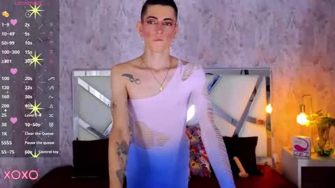 Dominic online show from 09/25/25, 02:10