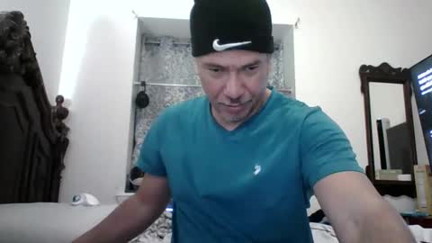 luis online show from 01/14/26, 03:23