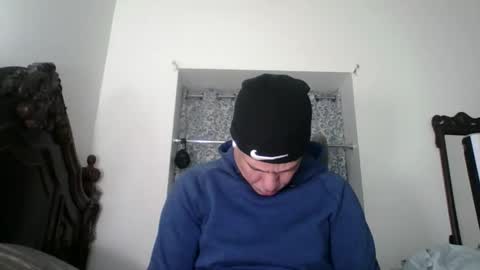 Snapshot of dominicanorico chatting on 03/23/26, 06:01 luis online show from 03/23/26, 06:01