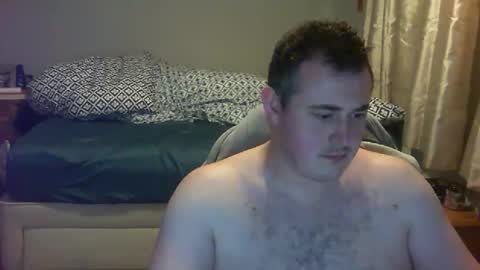 Snapshot of dominicb03 chatting on 10/14/25, 06:42 dominicb03 online show from 10/14/25, 06:42