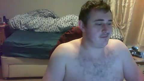 Snapshot of dominicb03 chatting on 11/11/25, 01:22 dominicb03 online show from 11/11/25, 01:22