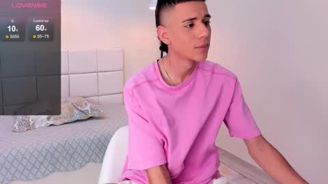 Snapshot of dominicjonnes chatting on 03/02/26, 07:21 dominicjonnes online show from 03/02/26, 07:21