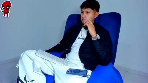 Snapshot of dominick_king chatting on 04/28/26, 02:49 Dominic online show from 04/28/26, 02:49