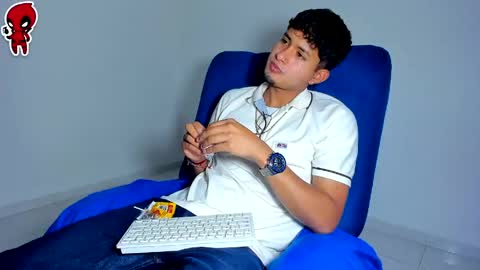 Snapshot of dominick_king chatting on 05/09/26, 01:55 Dominic online show from 05/09/26, 01:55