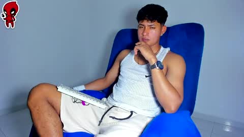 Snapshot of dominick_king chatting on 05/26/26, 01:23 Dominic online show from 05/26/26, 01:23