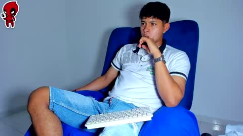 Snapshot of dominick_king chatting on 06/02/26, 12:01 Dominic online show from 06/02/26, 12:01