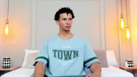 Snapshot of dominick_star chatting on 12/04/24, 03:37 Dominick Star online show from 12/04/24, 03:37