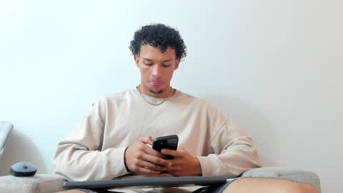 Snapshot of dominick_star chatting on 12/31/24, 03:23 Dominick Star online show from 12/31/24, 03:23