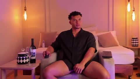 Snapshot of dominick_star chatting on 02/15/25, 06:44 Dominick Star online show from 02/15/25, 06:44