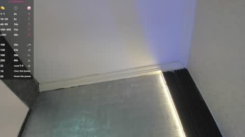 Snapshot of dominicsccott chatting on 07/11/26, 12:30 Dominicscott online show from 07/11/26, 12:30