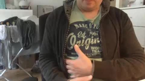 Snapshot of dominik_home chatting on 01/22/25, 09:13 dominik_home online show from 01/22/25, 09:13