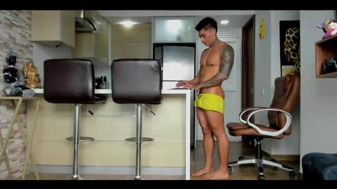 Snapshot of dominiofit chatting on 02/22/25, 07:14 Only fans Ronnie col---InstaRonniecolleman online show from 02/22/25, 07:14