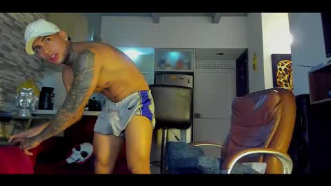 Snapshot of dominiofit chatting on 10/08/25, 03:26 Only fans Ronnie col---InstaRonniecolleman online show from 10/08/25, 03:26