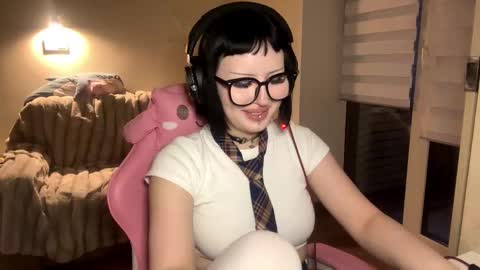 Snapshot of dominiquebreakey chatting on 03/20/26, 12:54 Cati online show from 03/20/26, 12:54