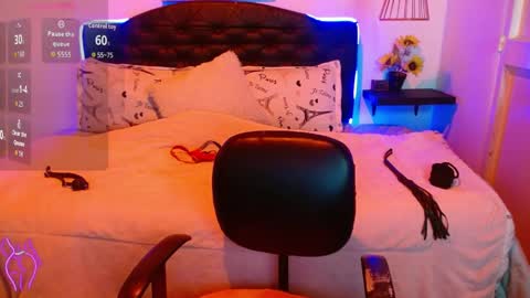  D O M I N K  online show from 03/27/26, 08:30