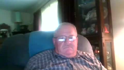 Snapshot of domino81212 chatting on 04/11/26, 11:31 domino81212 online show from 04/11/26, 11:31