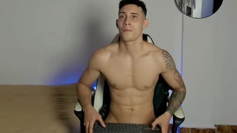 Snapshot of dominyck_ chatting on 05/21/26, 05:58 dominyck_ online show from 05/21/26, 05:58