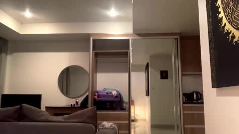 Snapshot of domitilabarrus chatting on 03/27/26, 10:09 Kira online show from 03/27/26, 10:09