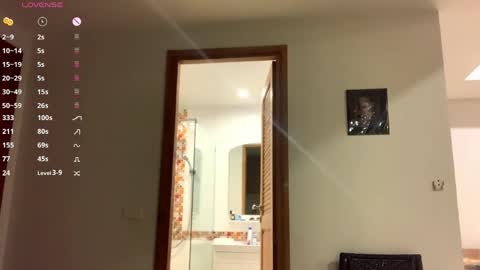 Snapshot of domitilabarrus chatting on 03/31/26, 10:10 Kira online show from 03/31/26, 10:10