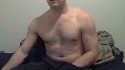 Snapshot of domjfriesen1541 chatting on 03/18/26, 02:26 domjfriesen1541 online show from 03/18/26, 02:26