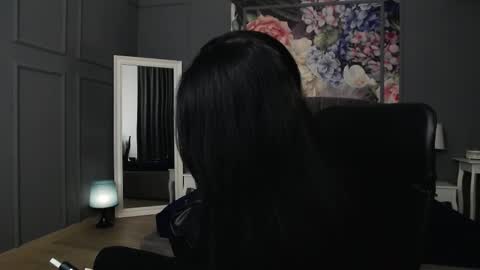 Snapshot of dommelisa chatting on 02/21/25, 10:26 Dom Melisa online show from 02/21/25, 10:26