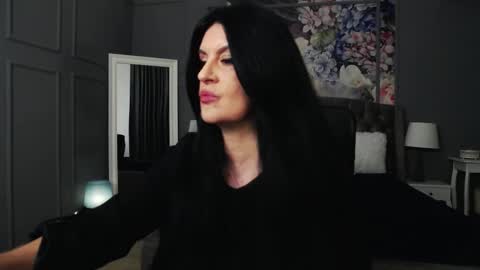 Snapshot of dommelisa chatting on 03/09/25, 01:04 Dom Melisa online show from 03/09/25, 01:04